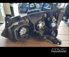 Proiettore destro OPEL COMBO del 2008 - 6