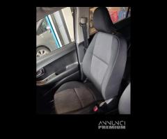 Sedile anteriore dx KIA PICANTO del 2011