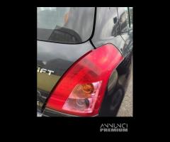 Fanale posteriore destro SUZUKI SWIFT del 2008 - 1