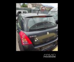 Portellone nudo SUZUKI SWIFT del 2008 - 1