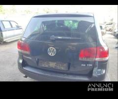 Ricambi VOLKSWAGEN TOUAREG 4X4 2461cc 2003