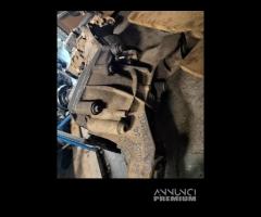 Diff post VOLKSWAGEN TOUAREG 2461cc BAC del 2005 - 1