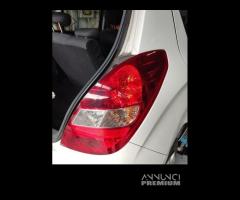 Fanale posteriore destro HYUNDAI I20 del 2012