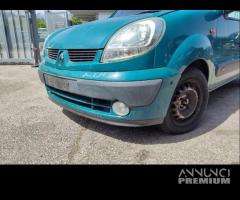 Paraurti anteriore RENAULT KANGOO del 2003 - 3