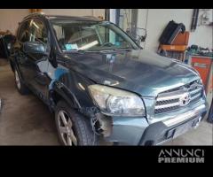 Ricambi TOYOTA RAV 4 2231cc benzina del 2006