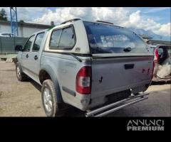 Ricambi ISUZU D-MAX 2999cc diesel del 2005