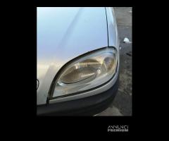 Proiettore sinistro CITROEN SAXO del 2002 - 1