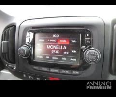 Autoradio FIAT 500 L del 2013 - 4