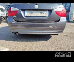 Paraurti posteriore BMW 320D del 2007