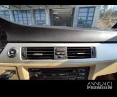 Bocchetta clima centrale BMW 320D del 2007