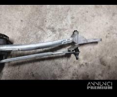 Motorino tergi anteriore BMW 530 del 2016 - 3