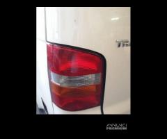 Fanale post sinistro VOLKSWAGEN TRANSPORTER 2004