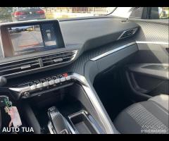 PEUGEOT 3008 BLUEHDI ALLURE VIRTUAL NAVI CLIMA - 18