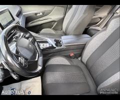 PEUGEOT 3008 BLUEHDI ALLURE VIRTUAL NAVI CLIMA - 29