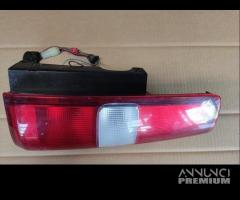 Fanale post dx sup SUZUKI JIMNY del 2005 - 1