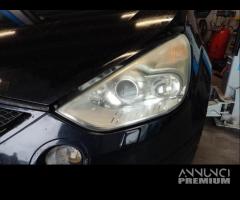 Proiettore sinistro FORD S MAX del 2007 - 2