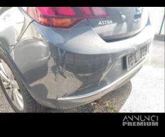 Paraurti posteriore OPEL ASTRA J del 2013 - 7