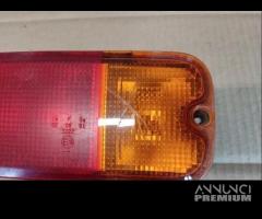 Fanale post dx paraurti SUZUKI JIMNY del 2005 - 3