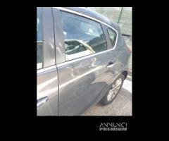 Porta posteriore sinistra OPEL ASTRA J del 2013