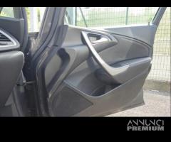 Pannello porta ant dx OPEL ASTRA J del 2013 - 1