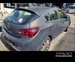 Portellone nudo OPEL ASTRA J del 2013