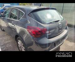 Portellone nudo OPEL ASTRA J del 2013