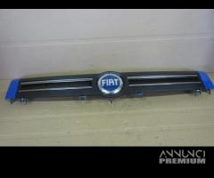 Griglia anteriore FIAT PANDA del 2005 - 8