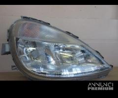 Proiettore destro MERCEDES A 160 W168 1.6 del 2000 - 3