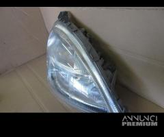 Proiettore destro MERCEDES A 160 W168 1.6 del 2000