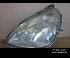 Proiettore sinistro MERCEDES A 160 W168 1.6 2000 - 1