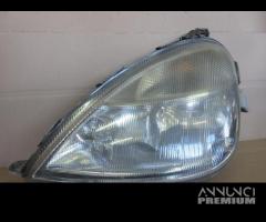 Proiettore sinistro MERCEDES A 160 W168 1.6 2000