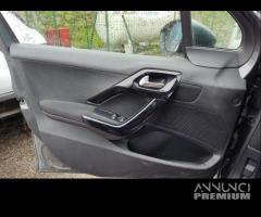 Pannello porta ant sx PEUGEOT 208 del 2013 - 1