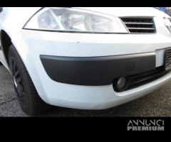 Paraurti anteriore RENAULT MEGANE del 2003 - 6