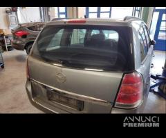 Portellone nudo OPEL ZAFIRA del 2006