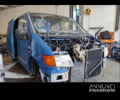 Ricambi MERCEDES-BENZ VITO 2151cc diesel del 2000 - 2