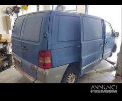 Ricambi MERCEDES-BENZ VITO 2151cc diesel del 2000