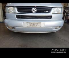 Paraurti anteriore VOLKSWAGEN CARAVELLE del 1996