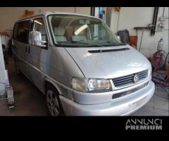 Paraurti anteriore VOLKSWAGEN CARAVELLE del 1996 - 3