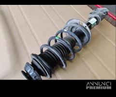 Ammortizz ant. dx TOYOTA VERSO-S 1329cc benz 2012 - 2