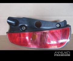 Fanale posteriore sinistro LANCIA YPSILON del 2004 - 1