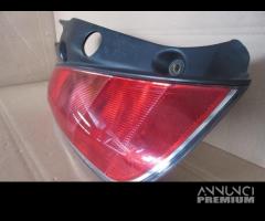 Fanale posteriore sinistro LANCIA YPSILON del 2004 - 2