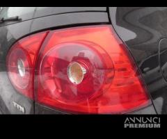 Fanale posteriore dx VOLKSWAGEN GOLF 5 2007