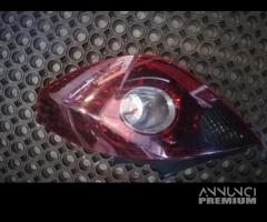 Fanale posteriore destro OPEL CORSA D del 2009