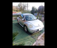 VOLKSWAGEN NEW BEETLE