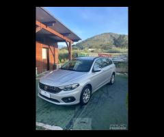 FIAT TIPO - 4