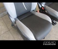 Sedile anteriore dx LANCIA YPSILON del 2012