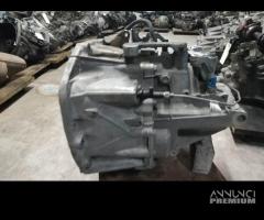 Cambio NISSAN QASHQAI 4X4 1995cc DCI del 2008 - 5