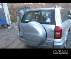 Fanale posteriore destro TOYOTA RAV 4 del 2005 - 3