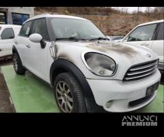 Ricambi MINI COOPER D COUNTRYMAN 1598cc diesel del