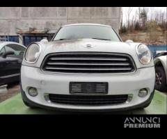 Paraurti anteriore MINI COOPER D del 2011